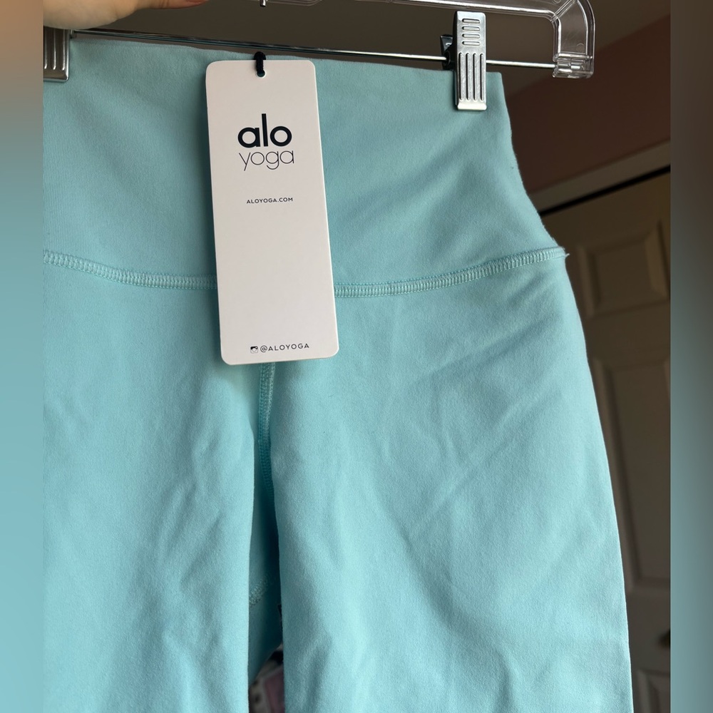 Alo Yoga High-Waist Airbrush Leggings in Blue Quartz